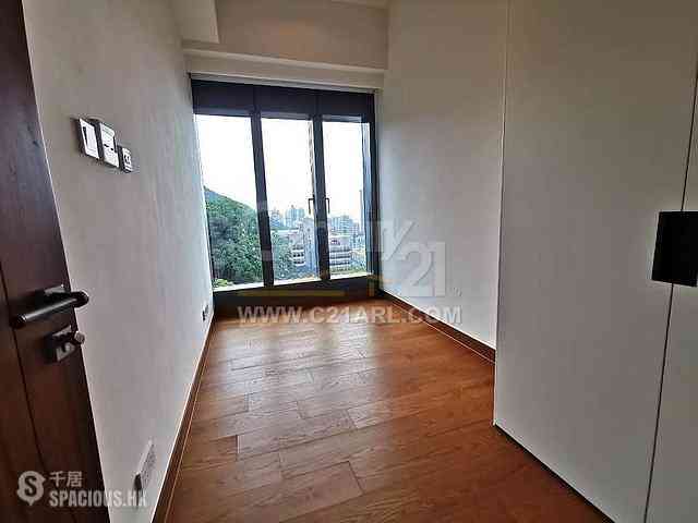 Mid Levels West - University Heights Tower 3 06