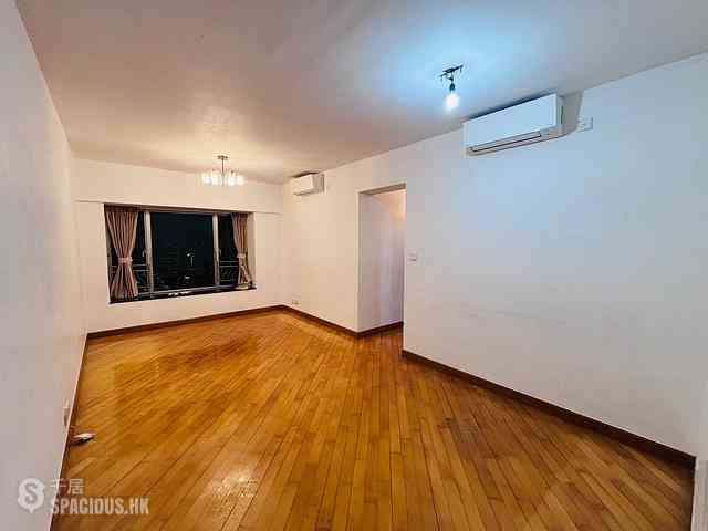 West Kowloon - Sorrento 01