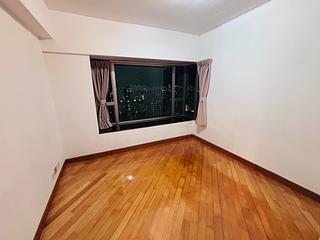 West Kowloon - Sorrento 05