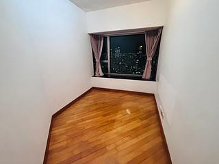 West Kowloon - Sorrento 07