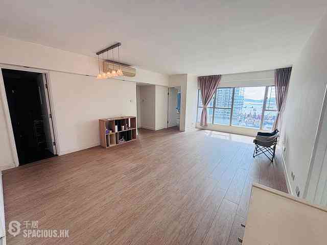 West Kowloon - The Waterfront 01
