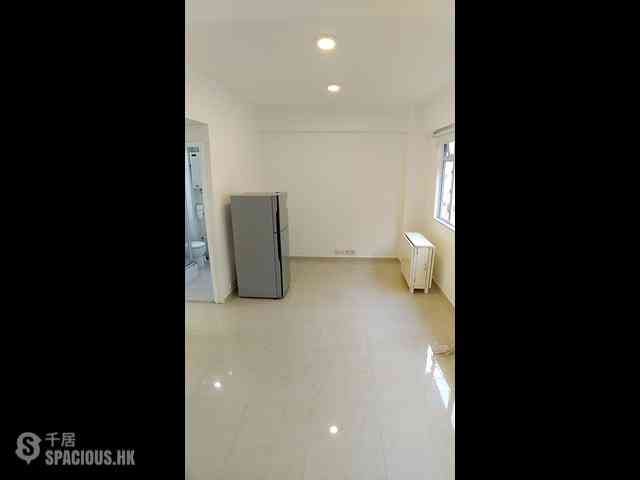 Poho - 44-46, Sai Street 04