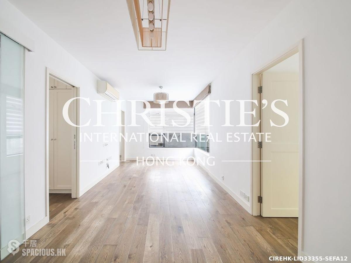 Mid Levels Central - Cimbria Court 01