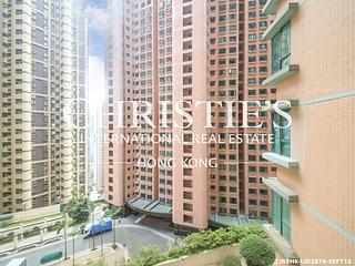 Mid Levels Central - Hillsborough Court Block 1 02