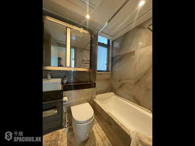 Tseung Kwan O - The Wings Ocean Wings Block 8 07