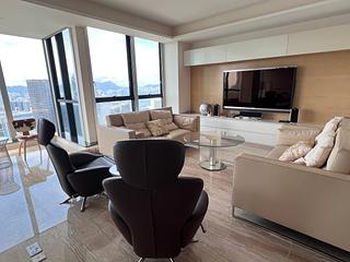 Mid Levels Central - The Mayfair 04