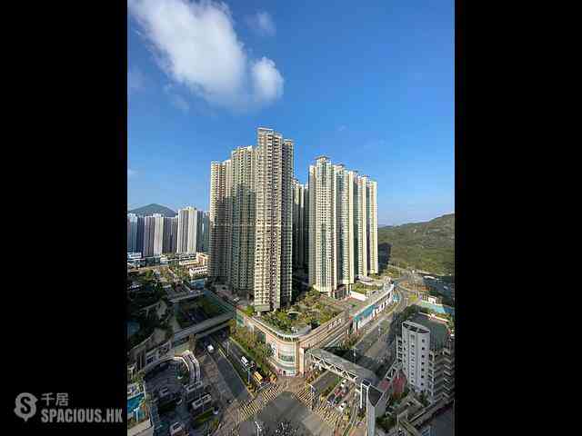Tseung Kwan O - The Wings II 01