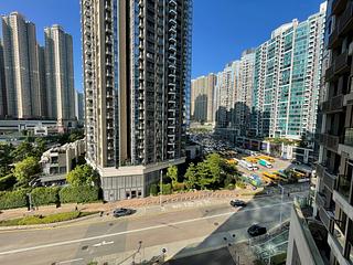 Tseung Kwan O - The Wings IIIB 03