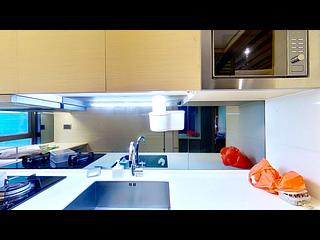 Sheung Wan - 106-108, Jervois Street 12