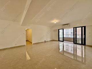 Mid Levels Central - Macdonnell House 03