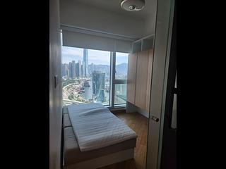大角咀 - 君滙港 02
