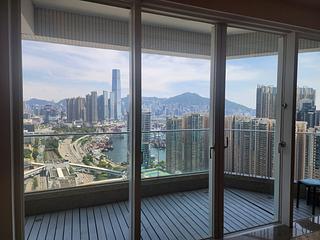 大角咀 - 君滙港 07