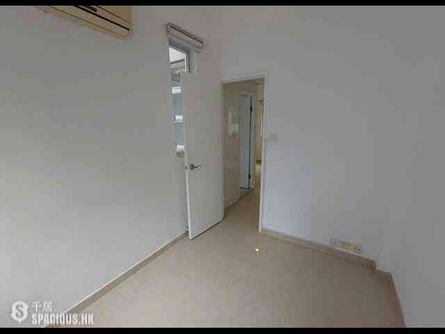 Poho - 49-51, Sai Street 04