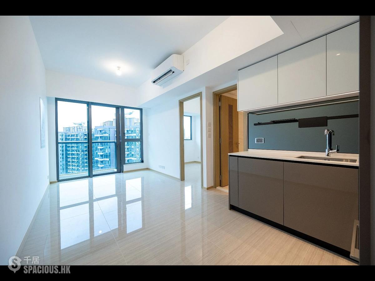 Gold Coast / So Kwun Wat - Mori 01