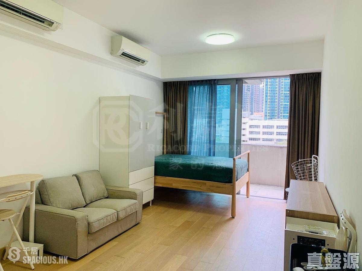 Tseung Kwan O - Savannah Block 3B 01