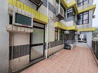 Mui Wo - Scenic Crest Block 2 04