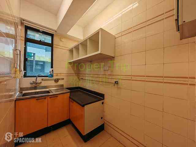 Mui Wo - Scenic Crest Block 2 05