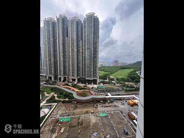 Lohas Park - Lohas Park Phase 1 The Capitol Tower 3 13