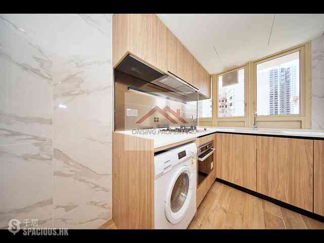 Mid Levels Central - St. Joan Court 01