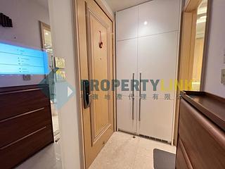 Sai Ying Pun - 63, Pokfulam 11