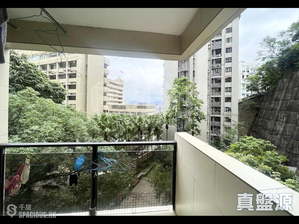 Braemar Hill - Wilshire Towers 01