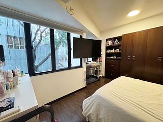 Shek Tong Tsui - 89-91, Hill Road 04