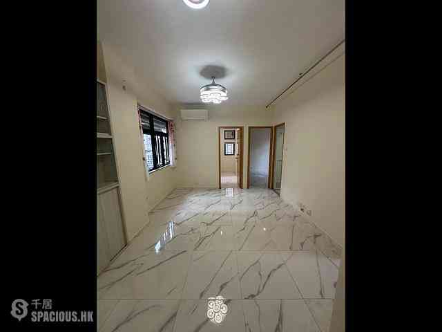 Wan Chai - Newman House 02