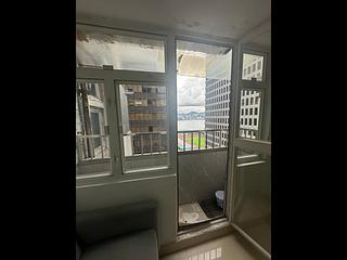 Wan Chai - Tonnochy Towers 05