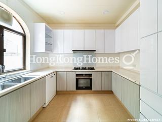 Chung Hom Kok - Casa Del Sol 12