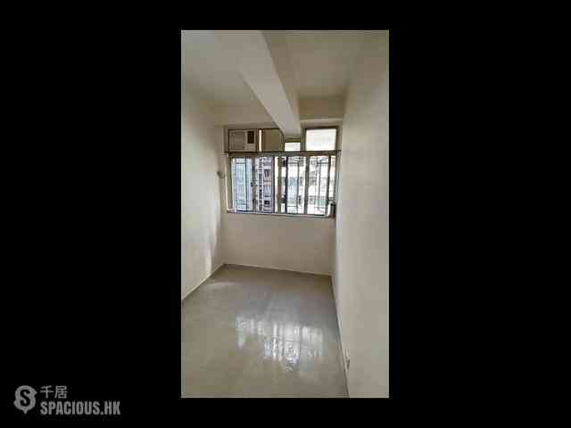 Wan Chai - Shun Lee Building 03