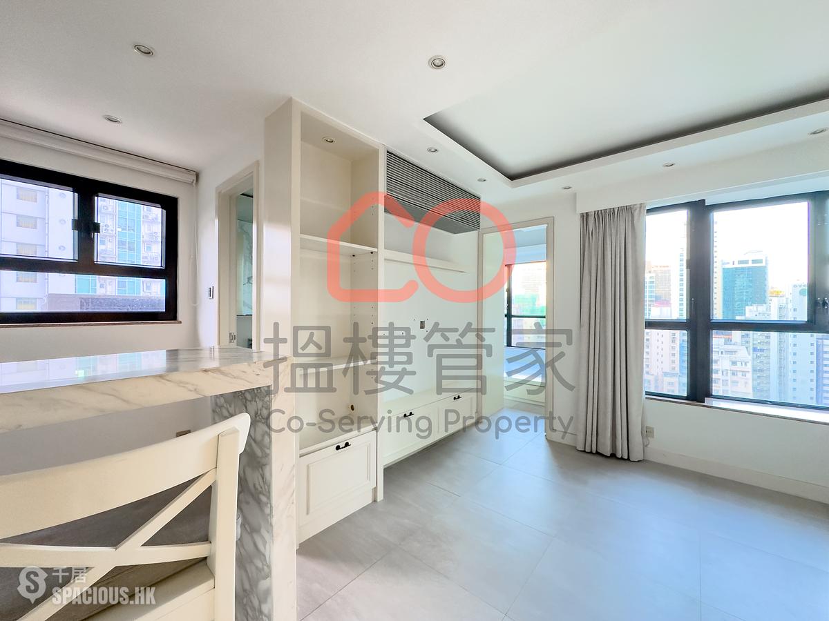 Sheung Wan - The Bellevue Place 01