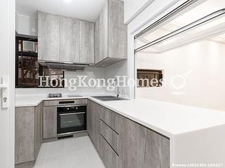 Mid Levels Central - Elegant Terrace 10