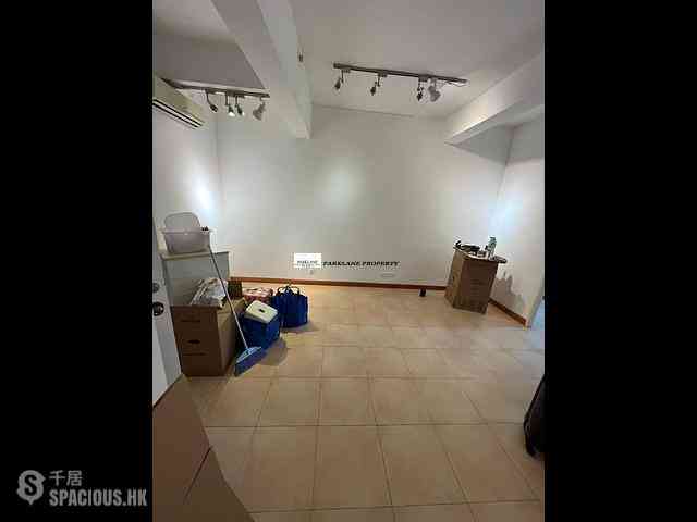 Tai Hang - 9, Wun Sha Street 01