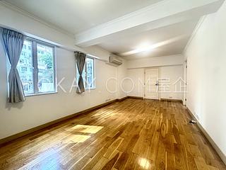 Sai Ying Pun - Ka Fu Building 06