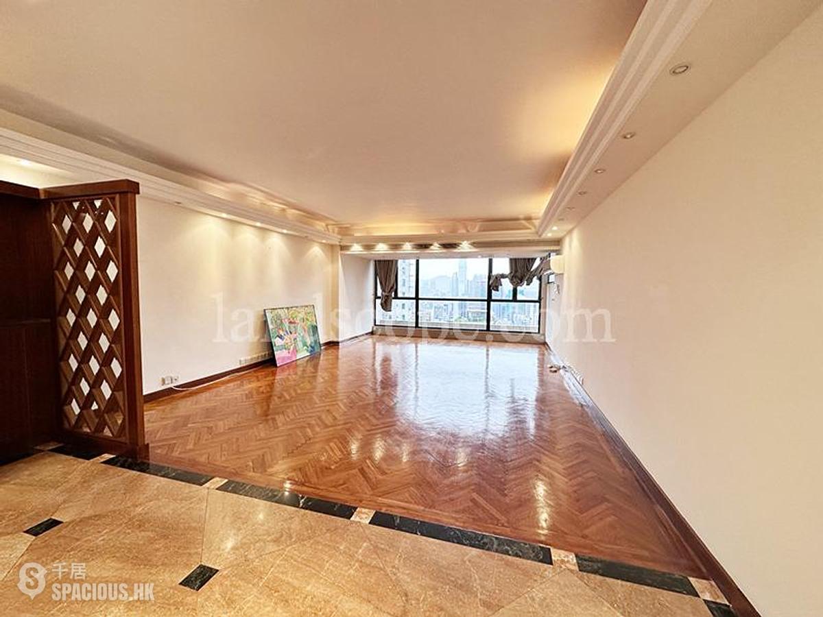 Mid Levels West - Savoy Court 01