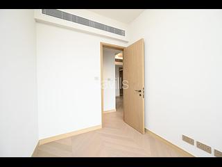 Mid Levels Central - 22A, Kennedy Road 09