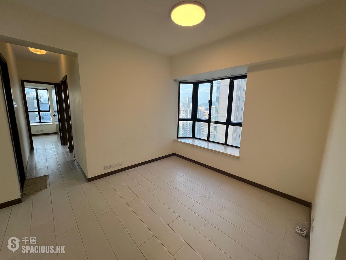 Mid Levels Central - Vantage Park 01