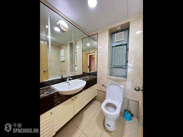 Tung Chung - Seaview Crescent 08
