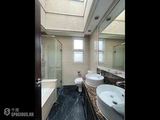Tung Chung - Coastal Skyline Phase 2 Le Bleu 13