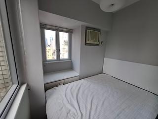Sai Ying Pun - Fung King Court 02