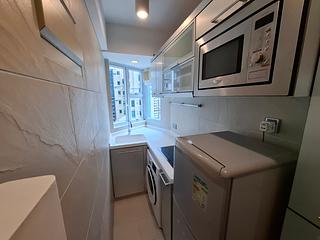 Sai Ying Pun - Fung King Court 04
