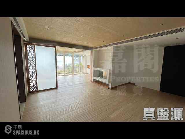 Chung Hom Kok - Hillgrove Block A 02