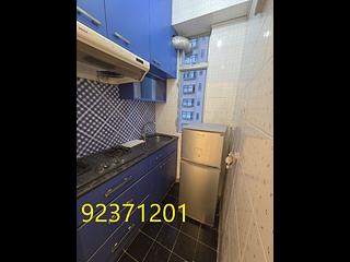 Wan Chai - Vincent Mansion 06