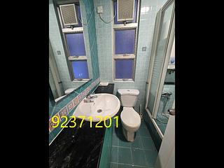 Wan Chai - Vincent Mansion 07
