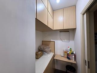 West Kowloon - The Waterfront Phase 2 Block 6 04