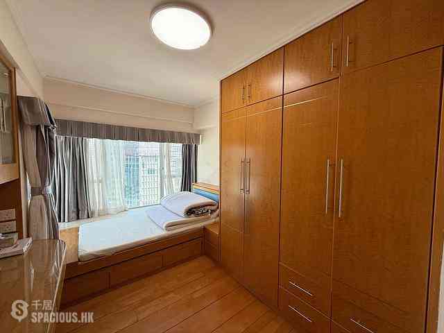 West Kowloon - The Waterfront Phase 2 Block 6 06
