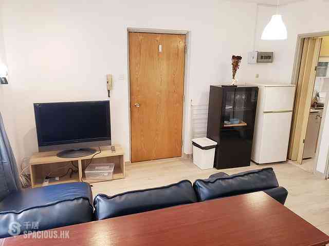 Wan Chai - Luen Lee Building 05