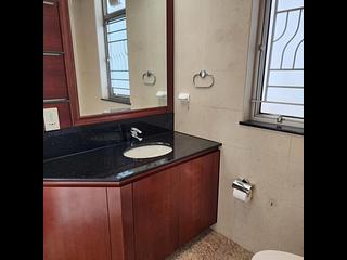 West Kowloon - Sorrento Phase 2 Block 2 20