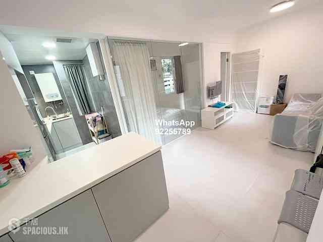 Mid Levels Central - Woodland Court 01