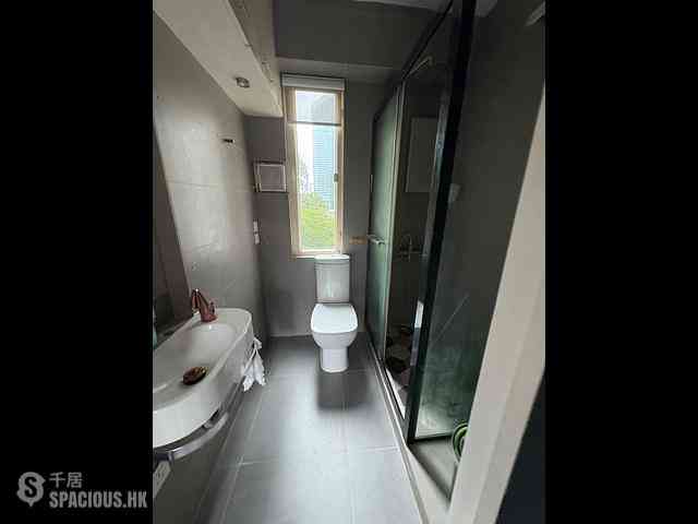 Wan Chai - Vincent Mansion High Block 05